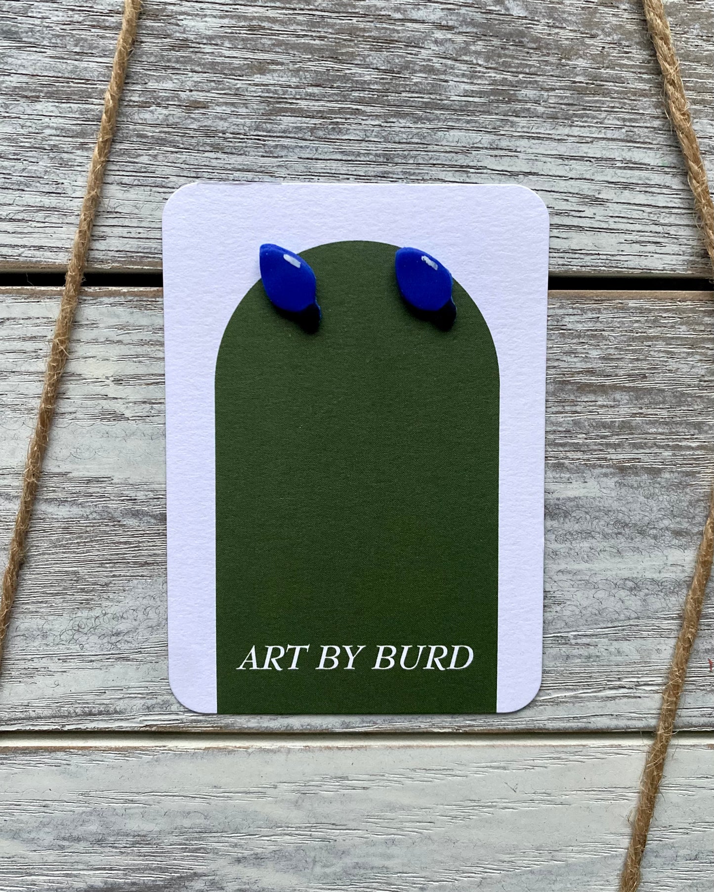 Christmas Lightbulb Studs