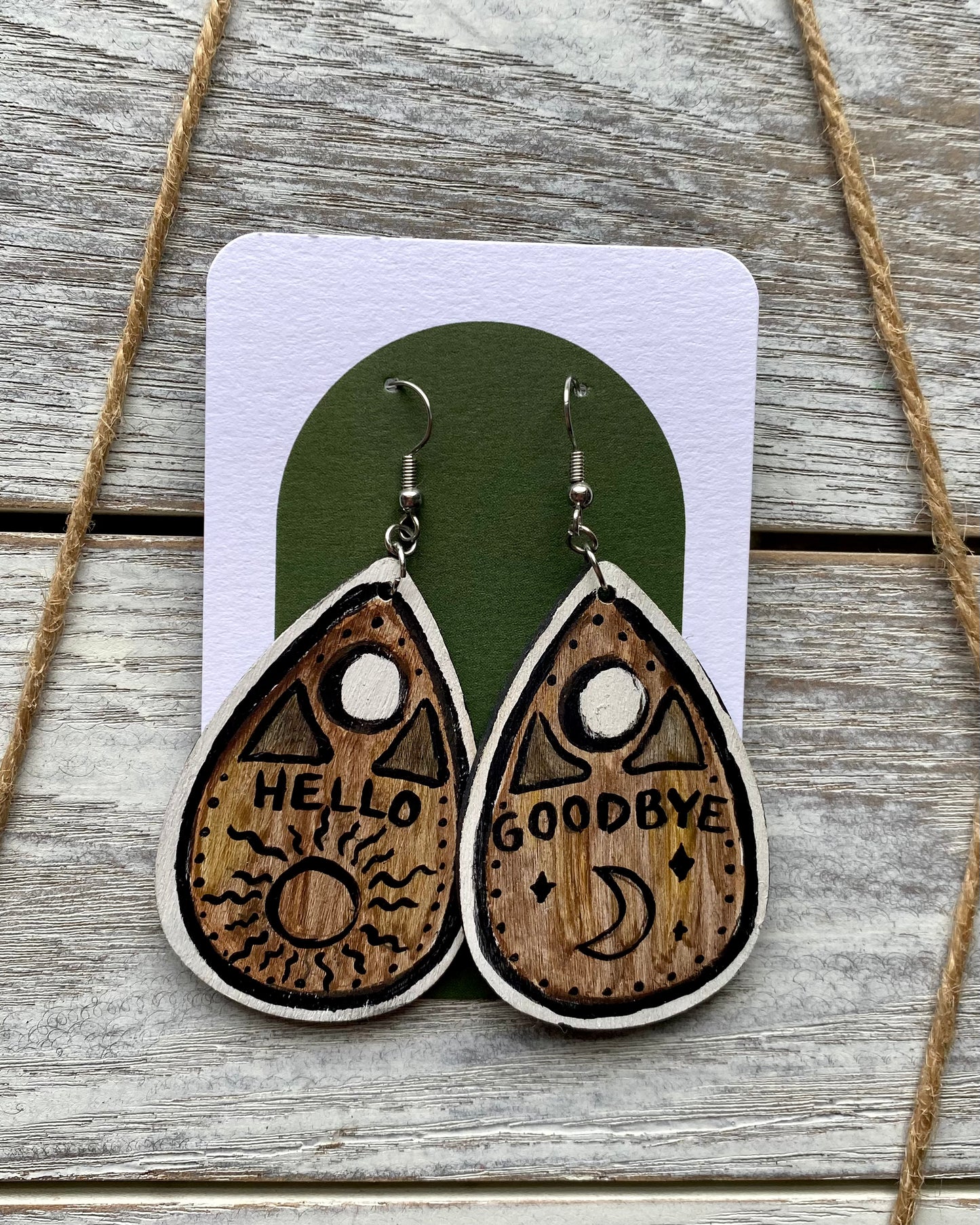 Planchette Teardrops