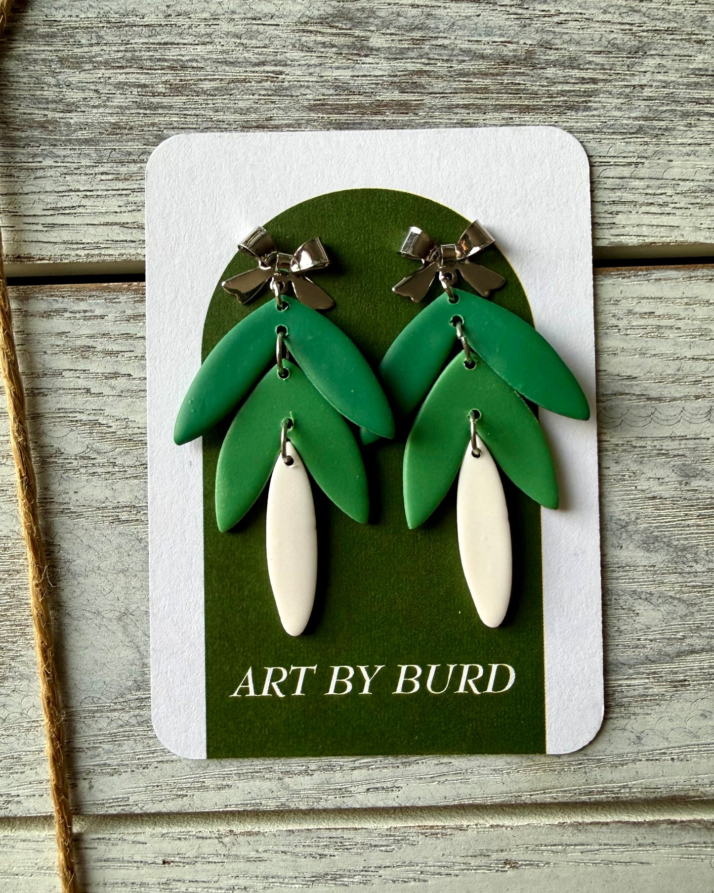 Paddy’s Evergreen Chandelier Drops