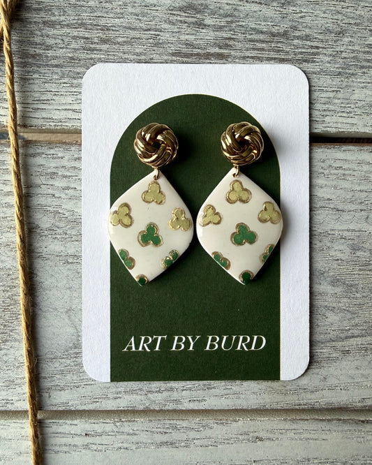 Celtic Clover Knot Drops